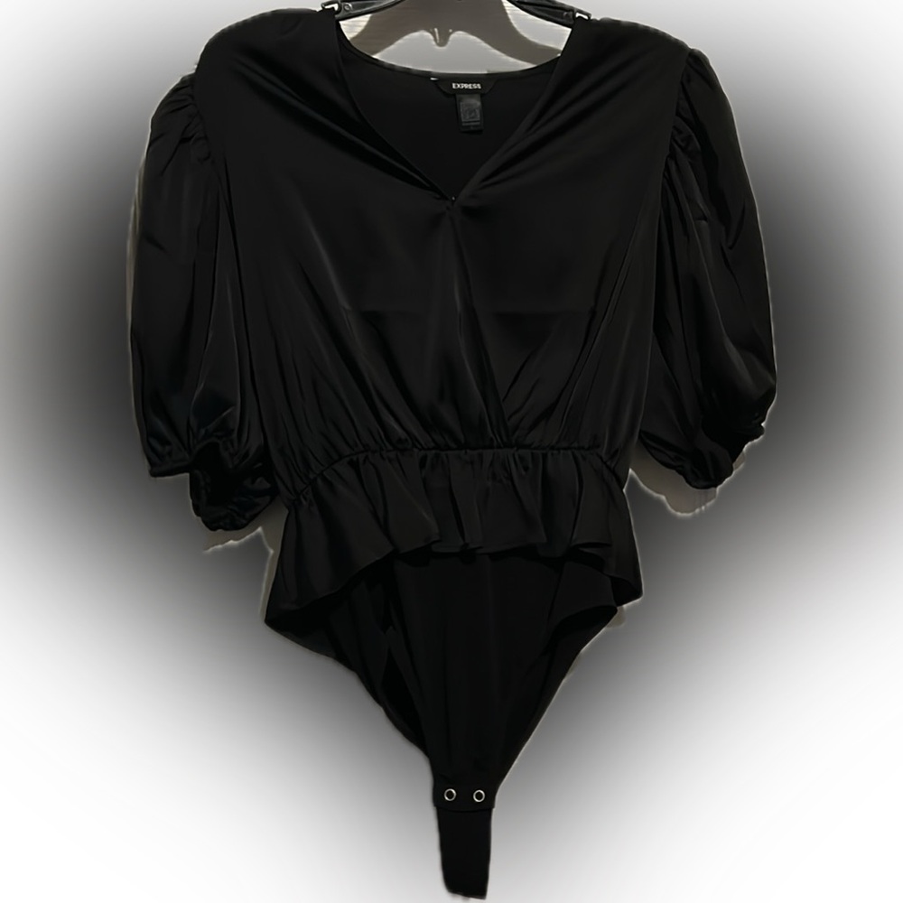 Express Ruffle Bodysuit - Picture 2 of 3